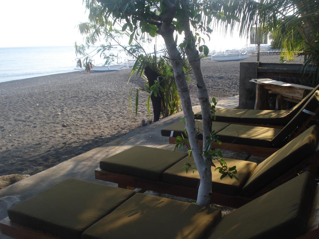 Bulih Beach Bungalows Амед Экстерьер фото