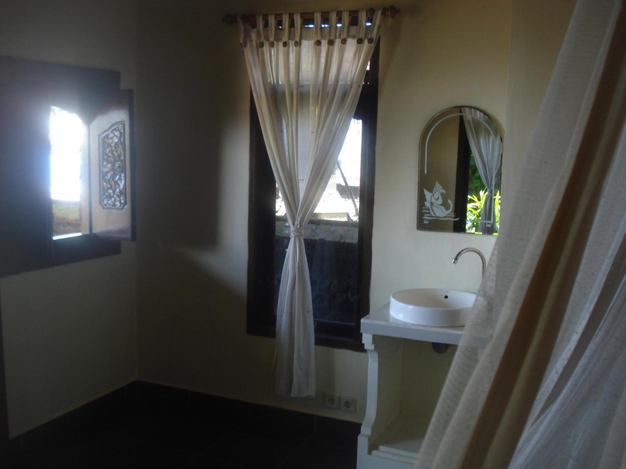 Bulih Beach Bungalows Амед Экстерьер фото