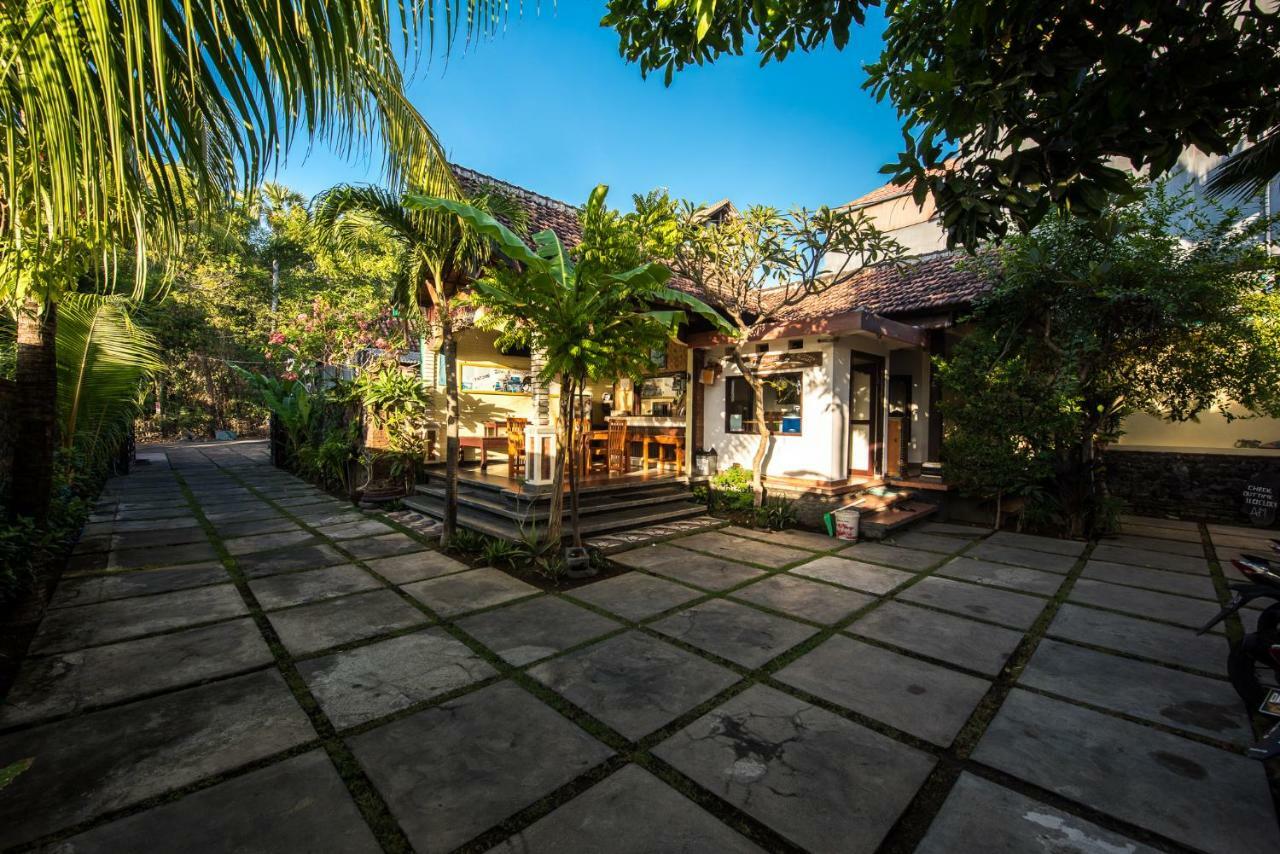 Bulih Beach Bungalows Амед Экстерьер фото