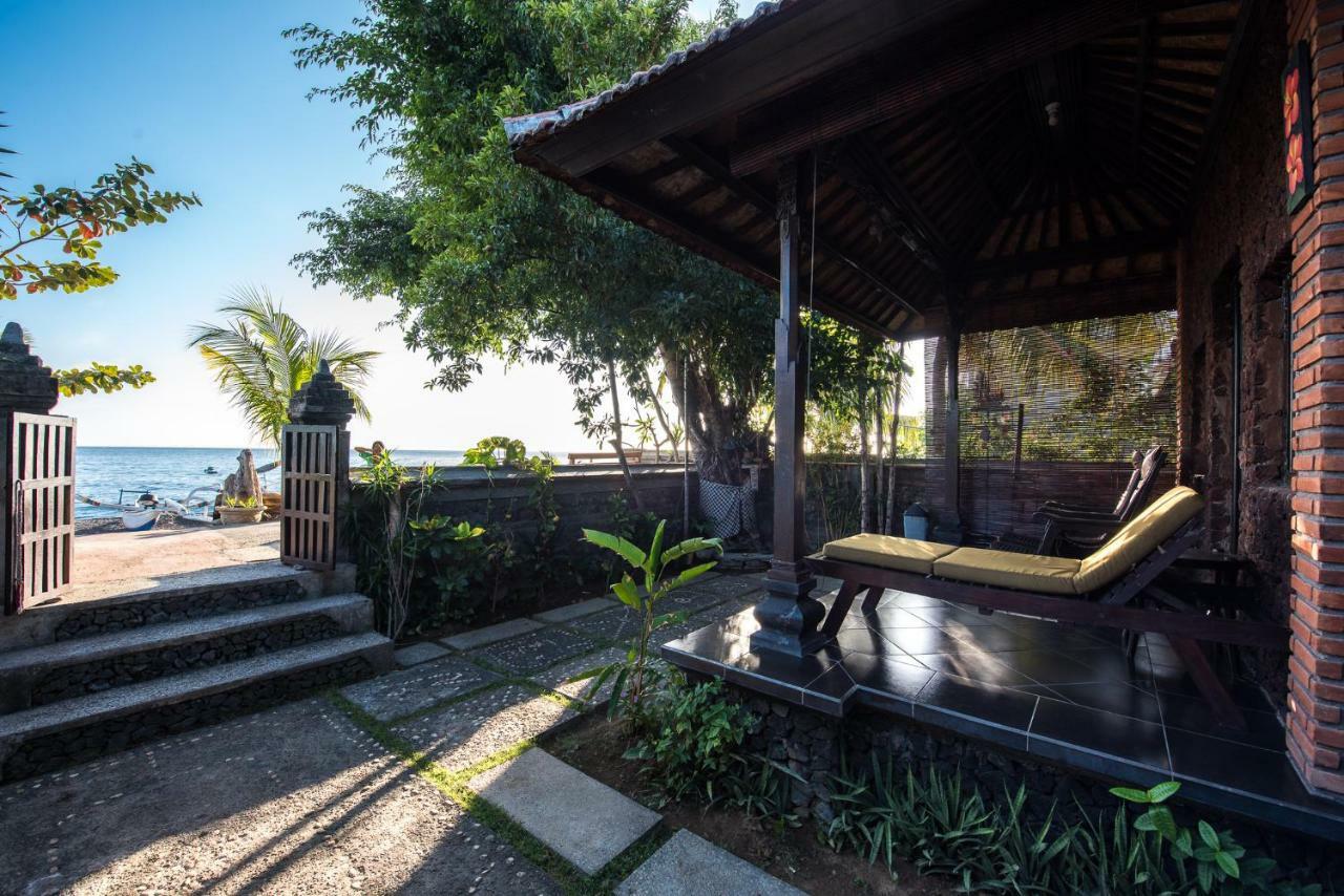 Bulih Beach Bungalows Амед Экстерьер фото